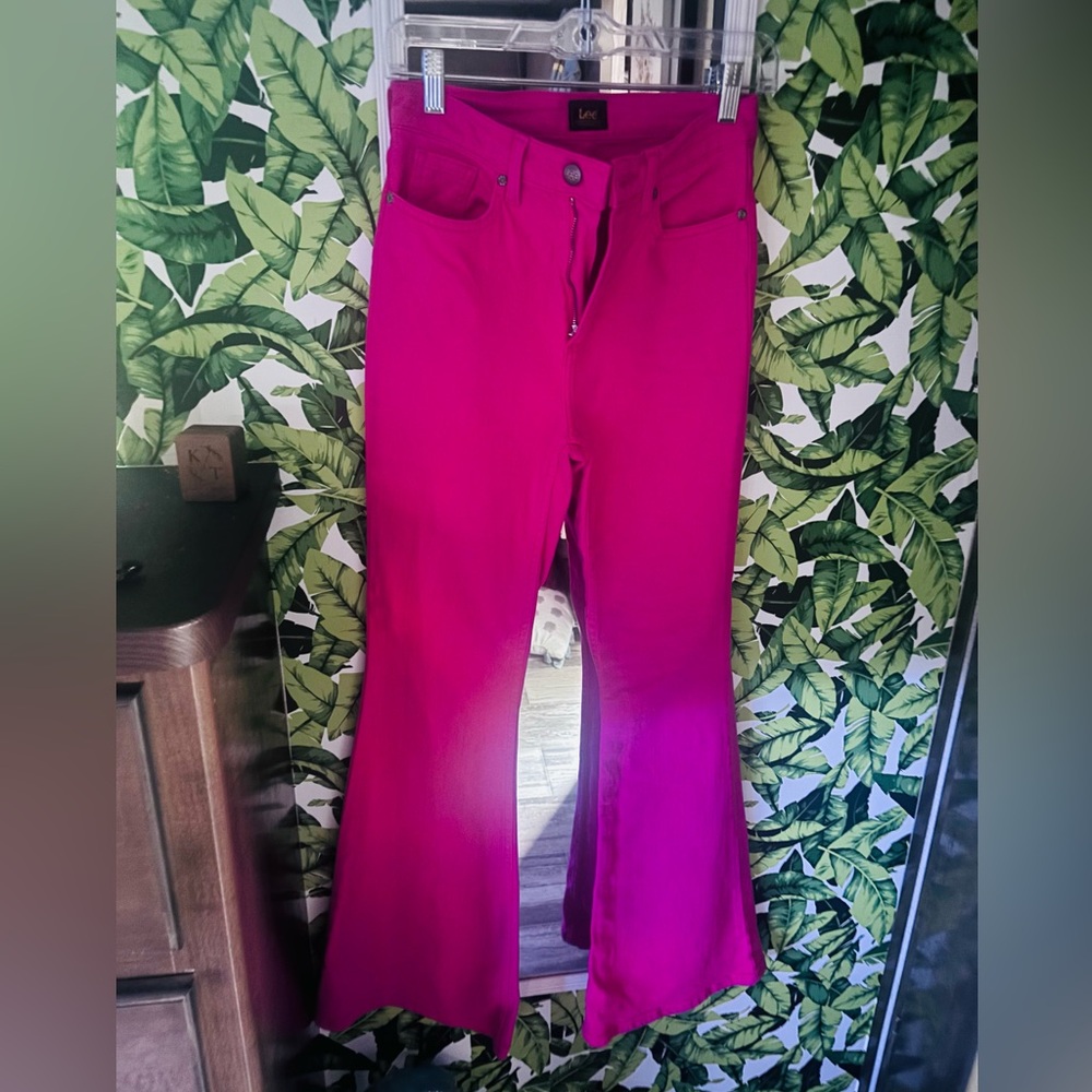 Pink Lee Bootcut jeans size 25w